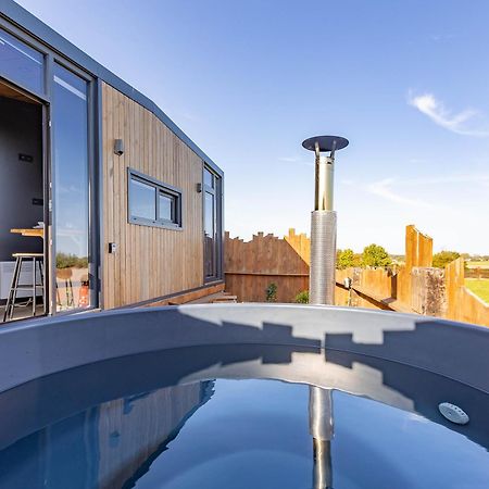 Les Tiny Du Pre Mathy - Logements Insolites Avec Jacuzzi A Profondeville Exterior photo